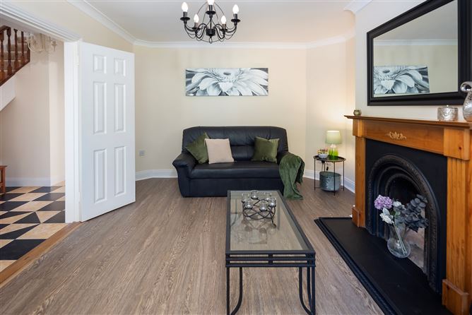 25 Meadowlands, Broomfield Village, Midleton, Cork