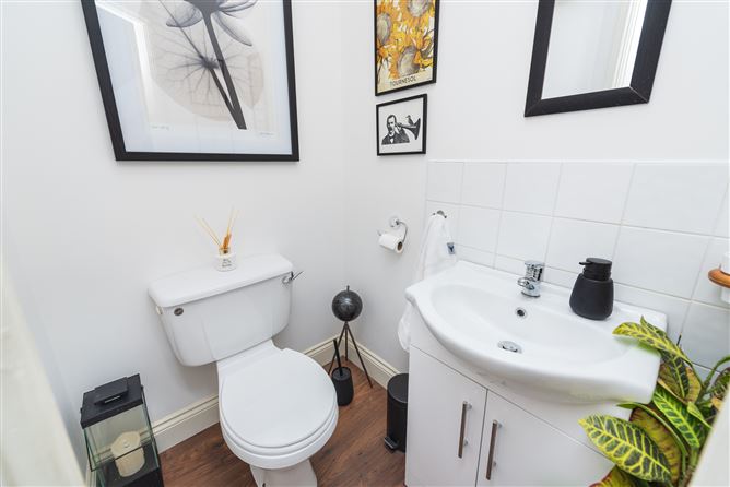 27 The Maudlings, Naas, Co. Kildare