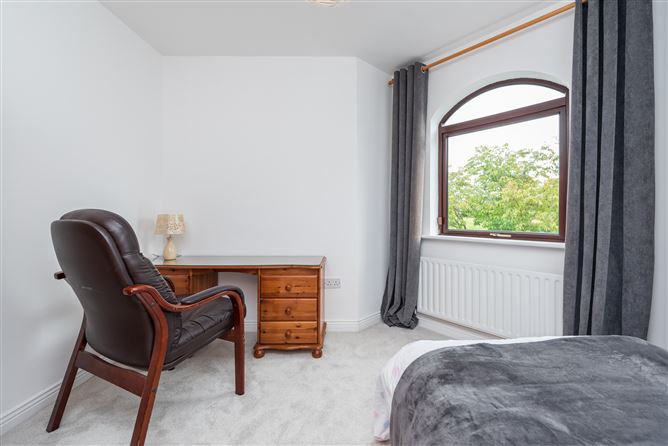 27 The Maudlings, Naas, Co. Kildare
