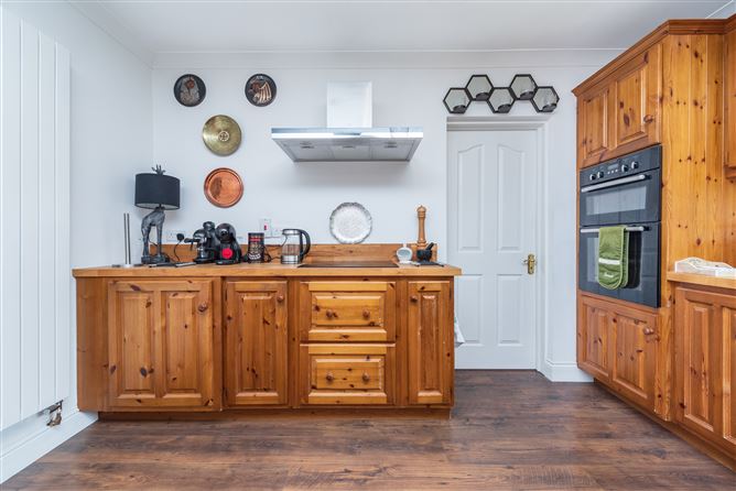 27 The Maudlings, Naas, Co. Kildare