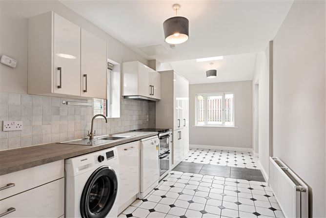 1 Woodstown Heath, Knocklyon, Dublin 16