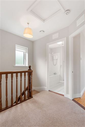 1 Woodstown Heath, Knocklyon, Dublin 16
