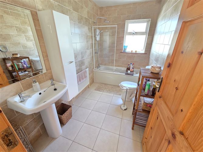 Elmpark, Breska, Clarina, Limerick