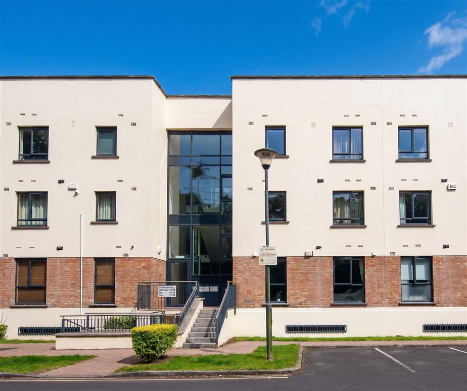 73 Whatley Hall, Clonee, Dublin 15