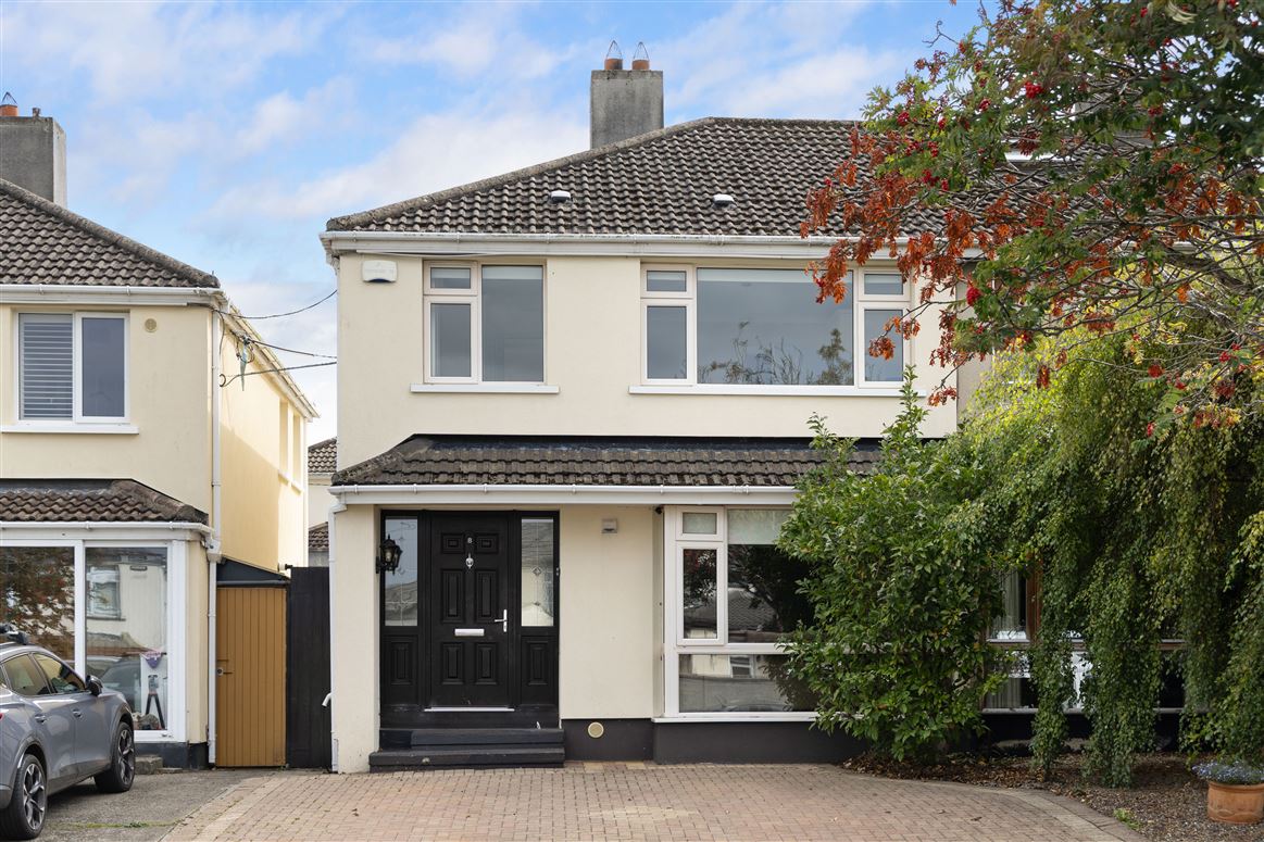 8 The Walk, Ballinteer, Dublin 16