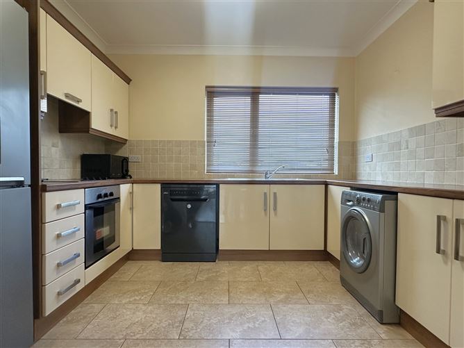 220 Boireann Bheag, Roscam, Galway