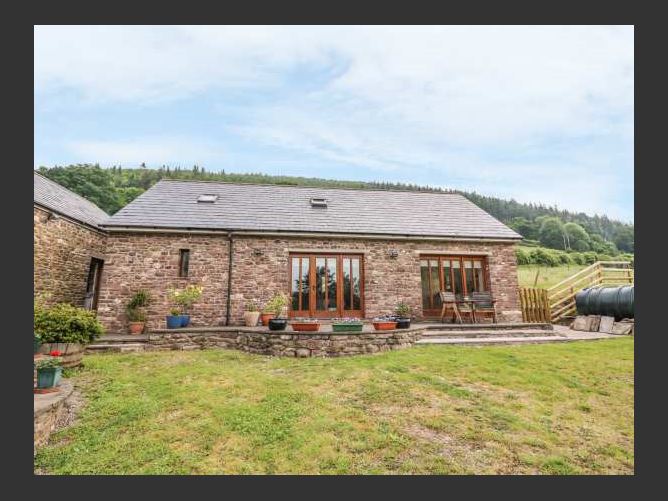 The Barn Abergavenny Wales Sykes Cottages 4390087 Myhome