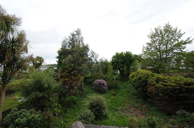 Woodlands East, High Road, Rushbrooke, , Cobh, Cork