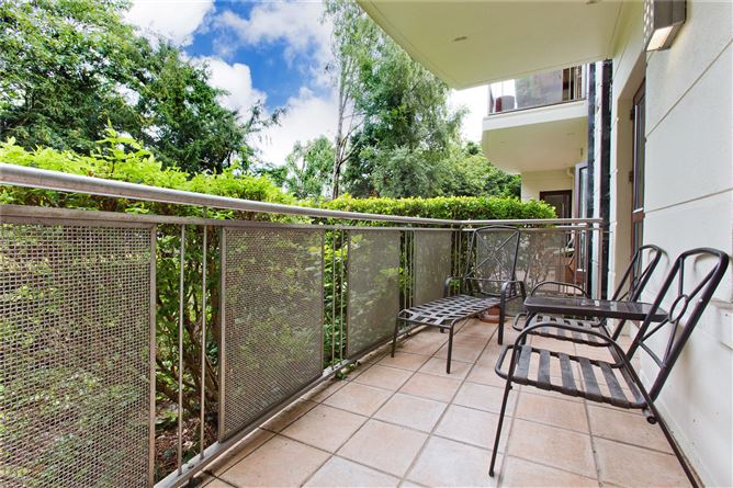 52 The Pines, Rockford Manor, Blackrock, Co. Dublin