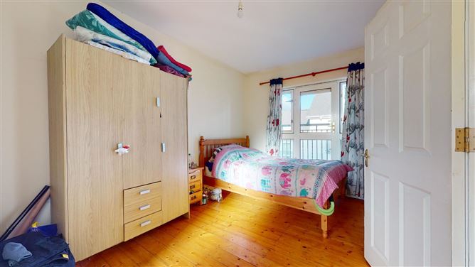 38 Castlegrove, Castlebar, Co. Mayo