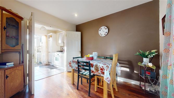 38 Castlegrove, Castlebar, Co. Mayo