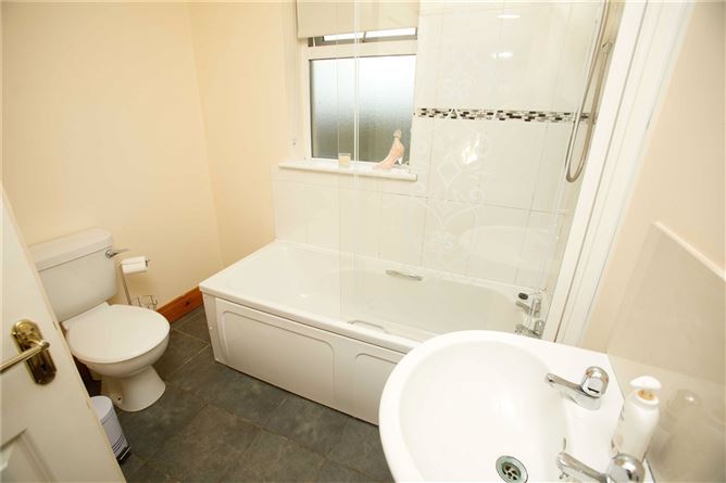 90 Clogher Faili, Tralee, Co. Kerry