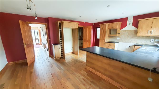 2 Woodlands Drive, Gorey, Wexford