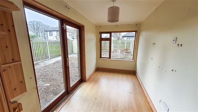 2 Woodlands Drive, Gorey, Wexford