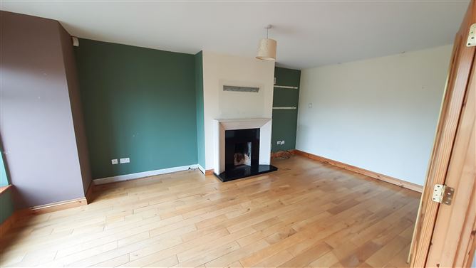 2 Woodlands Drive, Gorey, Wexford