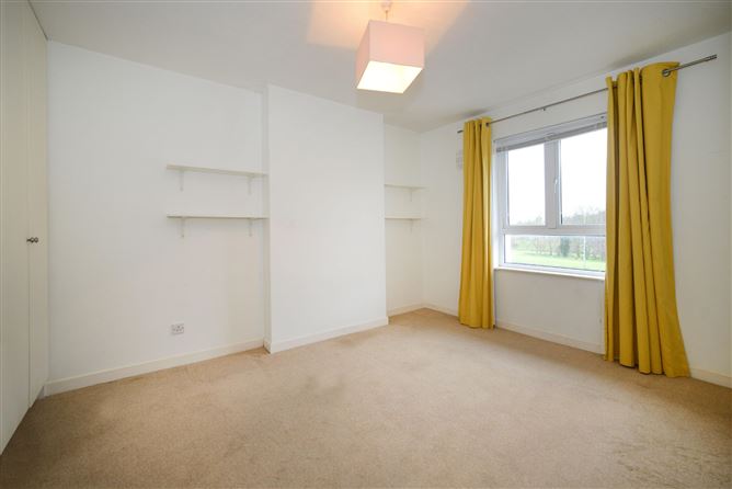 7 St Finian's Crescent, Lucan, Dublin