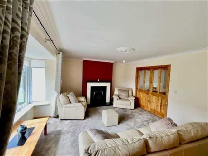 No.6 The Grove, Gort, County Galway