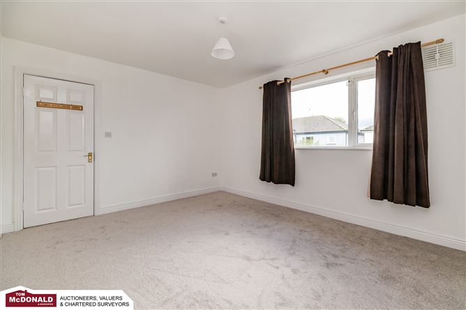 64 Na Cluainte, Portarlington, Offaly