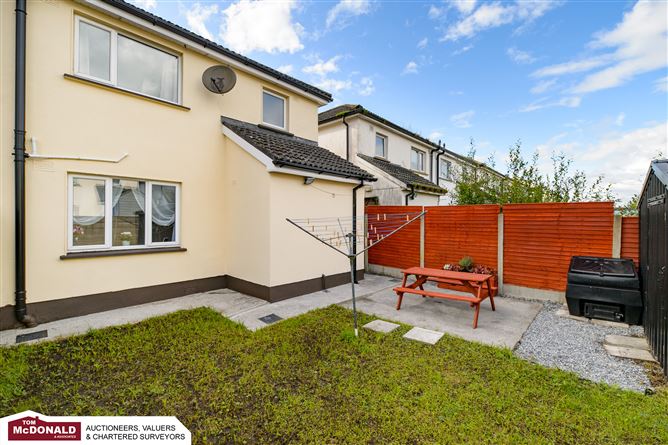 64 Na Cluainte, Portarlington, Offaly
