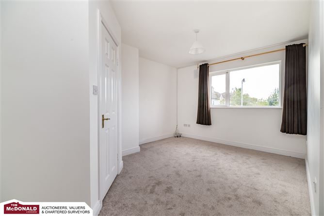 64 Na Cluainte, Portarlington, Offaly