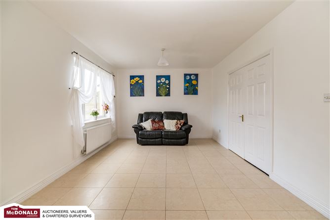 64 Na Cluainte, Portarlington, Offaly