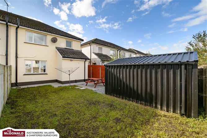 64 Na Cluainte, Portarlington, Offaly