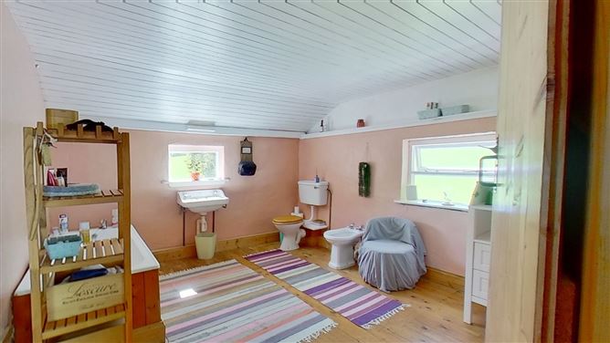 Shanclough, Currabaggan, Knockmore, Ballina, Co. Mayo