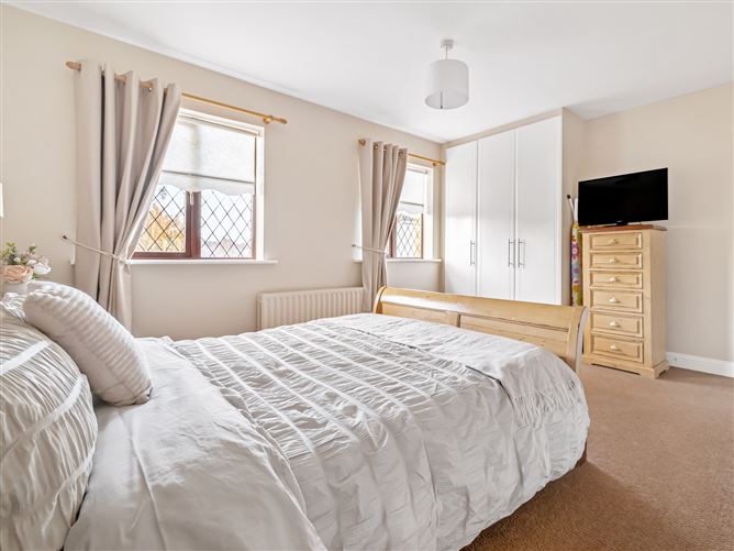 30 The Court, Liffey Hall, Newbridge, Kildare
