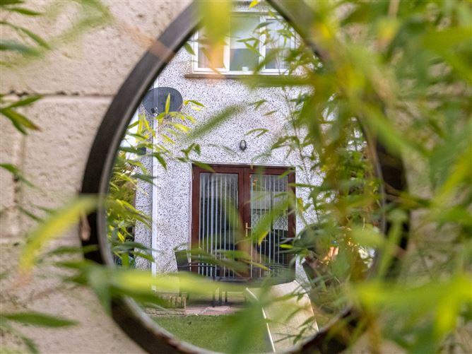 30 The Court, Liffey Hall, Newbridge, Kildare