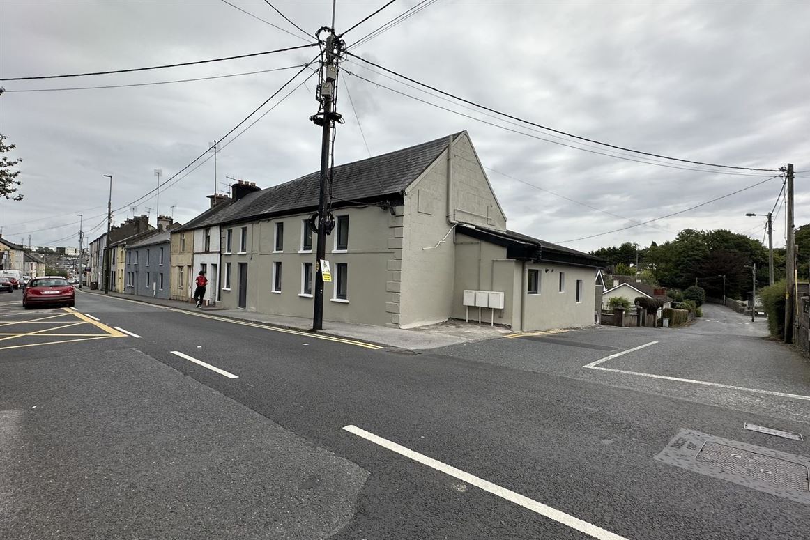 36, 37 Ballydaheen, Mallow, Co. Cork, P51FW0D