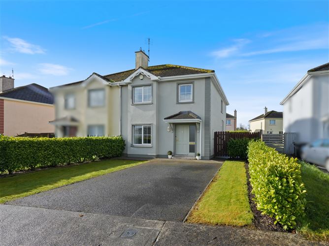 24 Lisbaun, Claremount, Claremorris, Co. Mayo