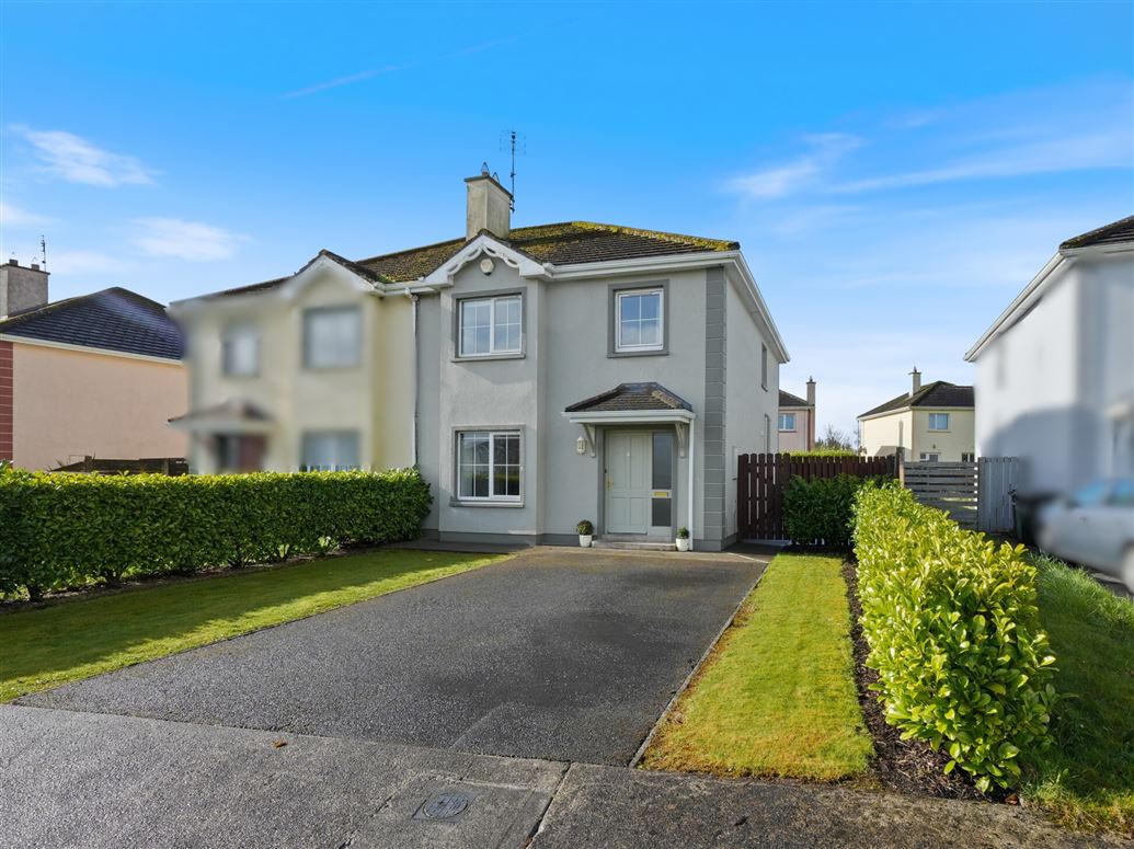 24 Lisbaun, Claremount, Claremorris, Co. Mayo