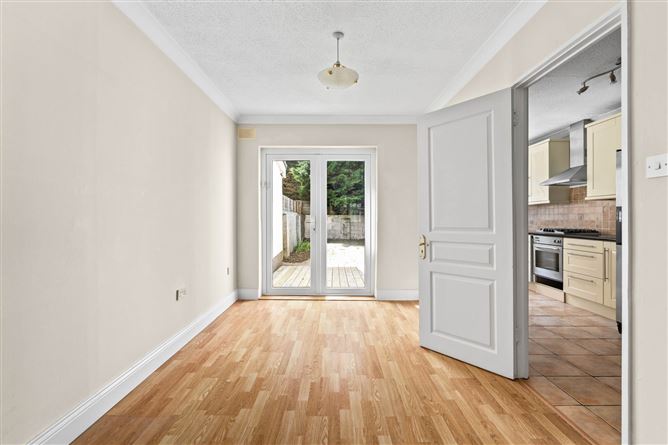 Photo 6 of 22 — 13 Woodview Park, Castleknock, Dublin 15