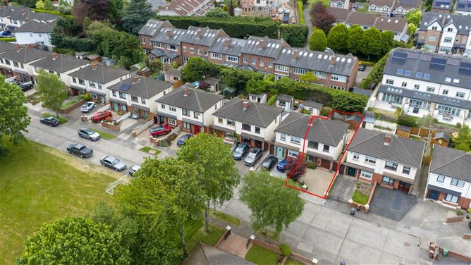 Photo 18 of 22 — 13 Woodview Park, Castleknock, Dublin 15