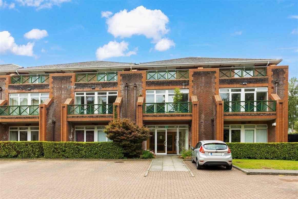 17 Dundrum Castle House, Dundrum, Dublin 16
