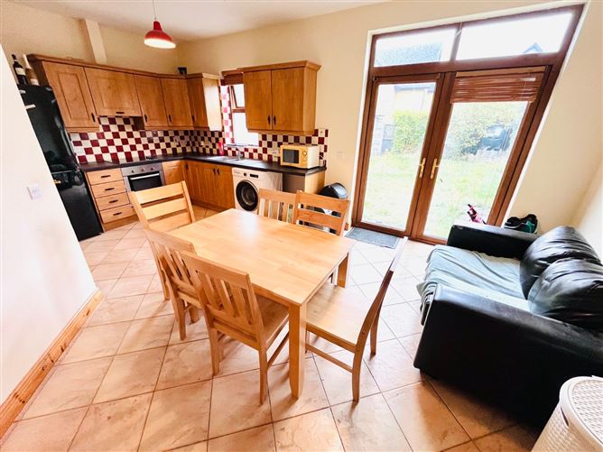 Photo 6 of 19 — 54 Springfield Grove, Rossmore Village, Tipperary Town