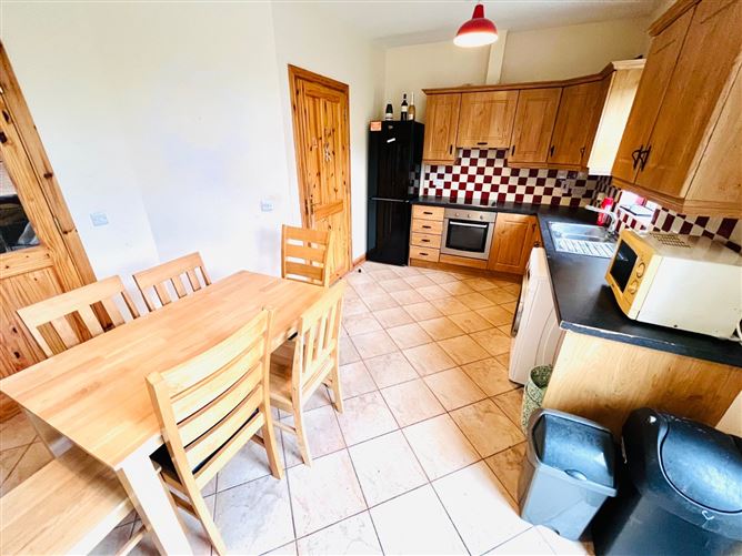 Photo 10 of 19 — 54 Springfield Grove, Rossmore Village, Tipperary Town