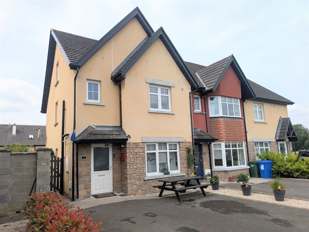 72 The Avenue, Drummin Village, Nenagh, Co. Tipperary