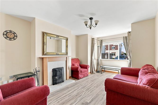 5 Oakwood, Gorey, Wexford
