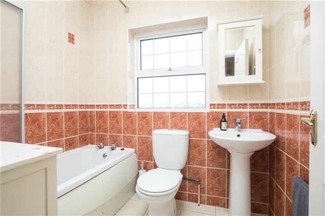 33 Cherryorchard Heights, Enniscorthy, Co. Wexford