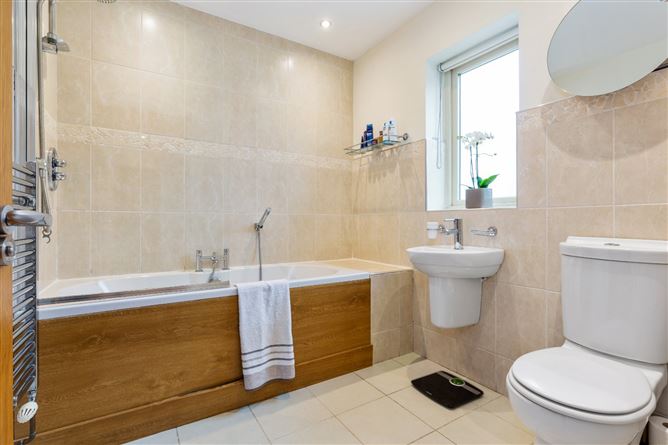 37A Trimleston Gardens, Booterstown, Co. Dublin