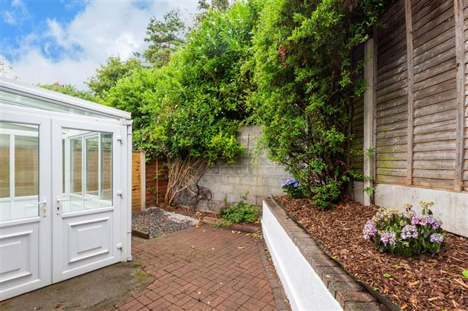 8 Arundel, Monkstown Valley, Monkstown, Co. Dublin