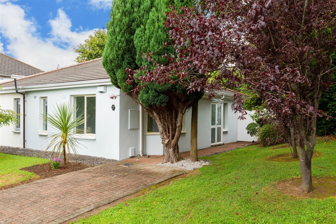 8 Arundel, Monkstown Valley, Monkstown, Co. Dublin