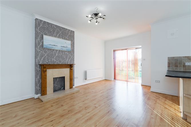 72 Parklands Court, Ballycullen, Dublin 24