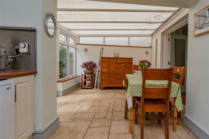 52 Walkinstown Avenue, Walkinstown,   Dublin 12