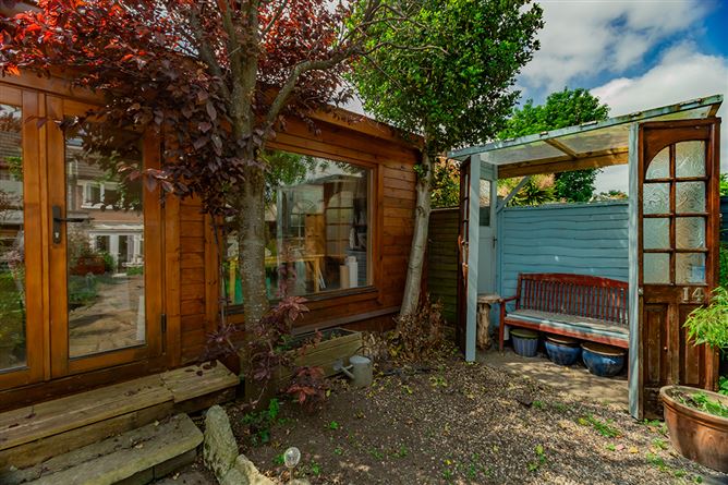 52 Walkinstown Avenue, Walkinstown,   Dublin 12