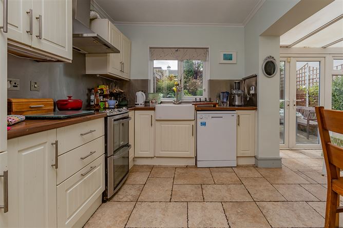 52 Walkinstown Avenue, Walkinstown,   Dublin 12