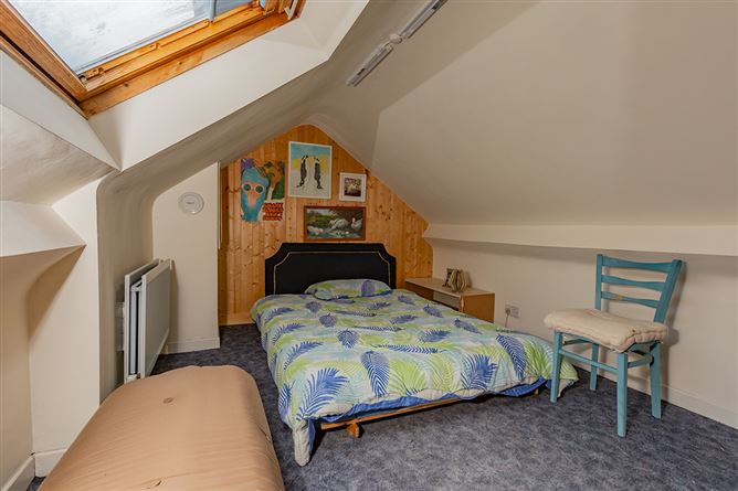 52 Walkinstown Avenue, Walkinstown,   Dublin 12