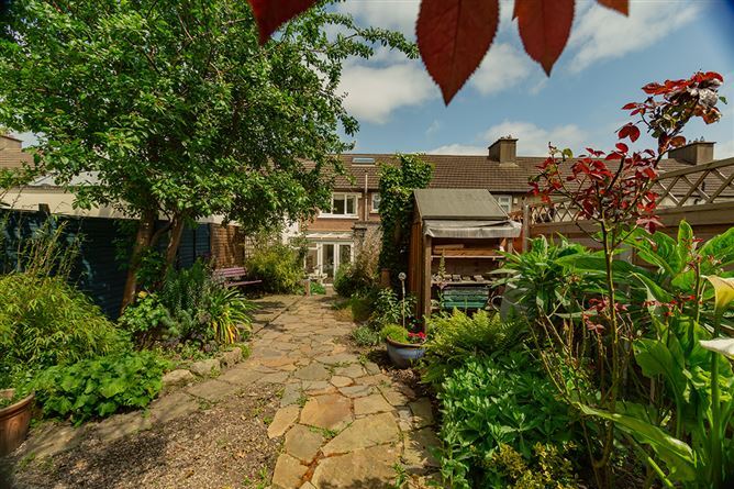 52 Walkinstown Avenue, Walkinstown,   Dublin 12