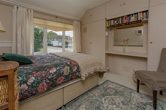 52 Walkinstown Avenue, Walkinstown,   Dublin 12